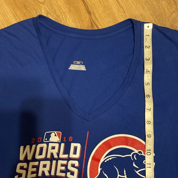 2016‎ World Series Champions Chicago Cubs V-neck T Shirt.MLB Baseball. - Picture 5 of 6